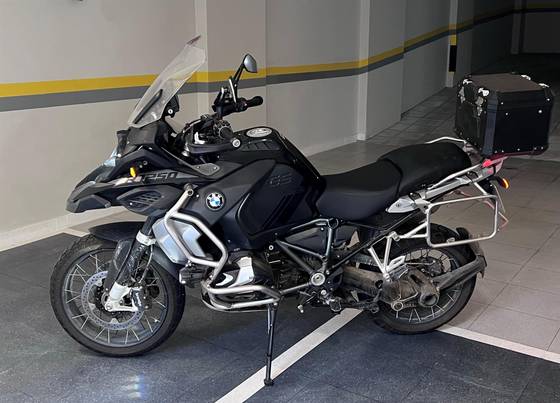 BMW R 1250 GS ADVENTURE TRIPLE BLACK BMW R 1250 GS ADVENTURE TRIPLE BLACK